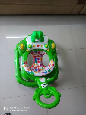 BABYHUG Baby walker